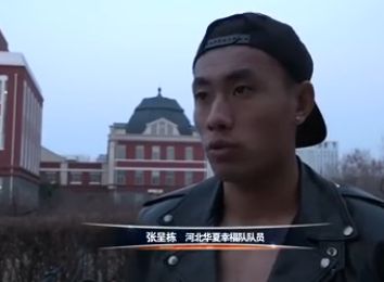 奥黛丽·塔图（AudreyTautou）在电影节前接受采访，为电影节造势，身穿 《杀死伊芙》将拍前传剧集！